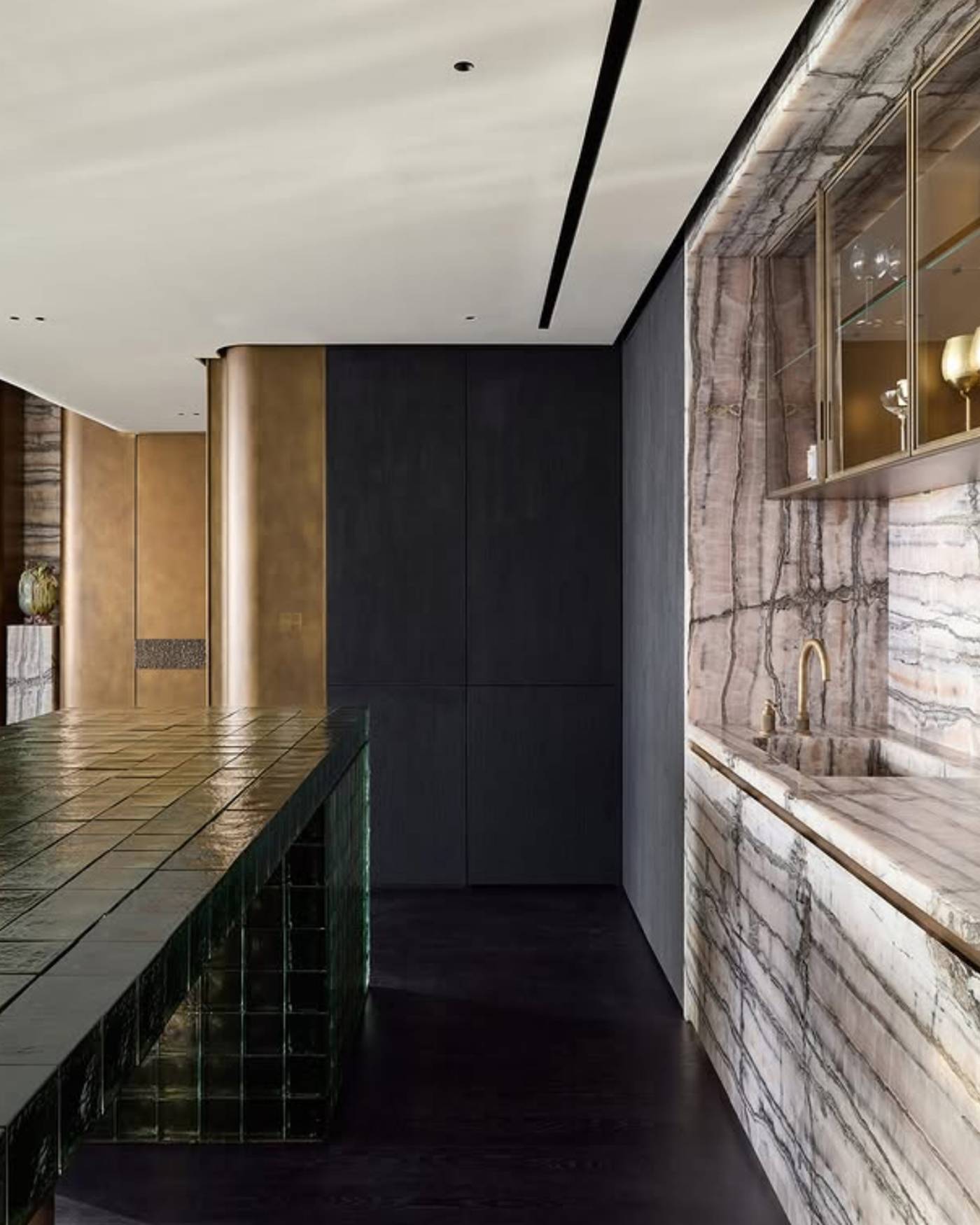 bulgari-dubai-apartment-italian-fitout-2