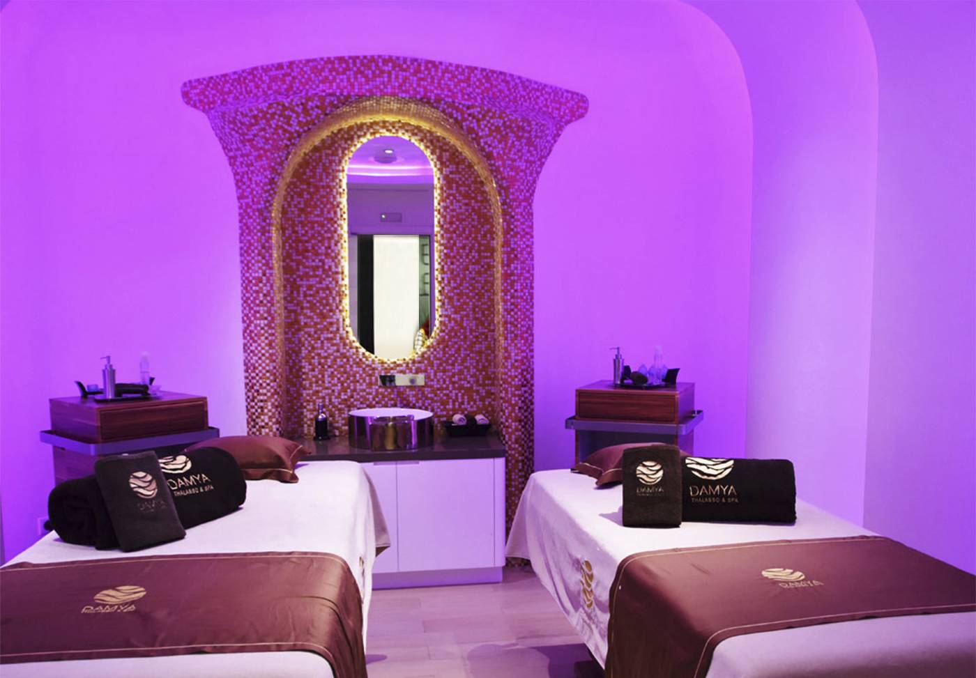 ifo-beach-resort-interior-design (14)