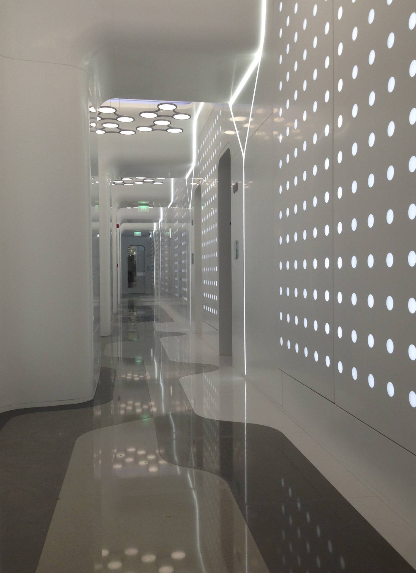 ifo-interior-design-lacigale-hotel-suites (1)